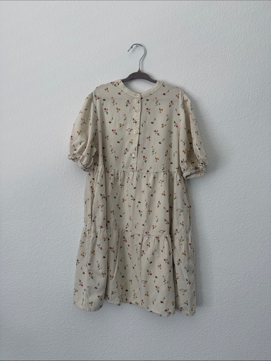 Uniqlo Other - Uniqlo Kids Cream Floral Tiered Button-Front Dress